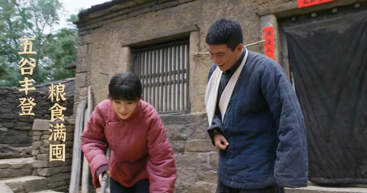《生万物》开播在即。大家要么担心杨幂的演技，要么期待老戏骨们飙戏，却忽略了另一个