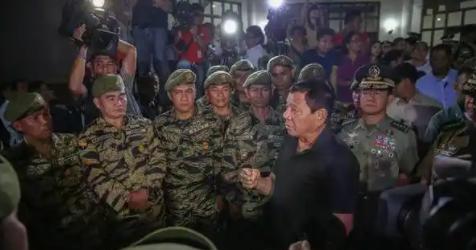 菲律宾军队开始大规模整军备战，公开声称要打我们，我觉得不可能
咱们都知道，菲律宾