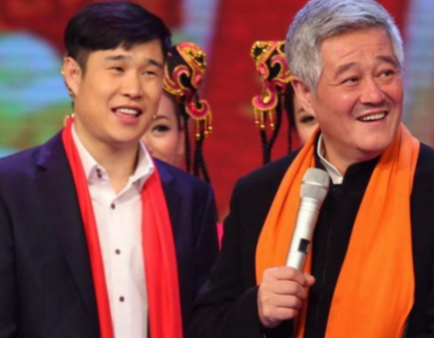 小沈阳红了以后，赵本山说：“以后你的钱，公司抽四成。”小沈阳心生不快，回到家里和