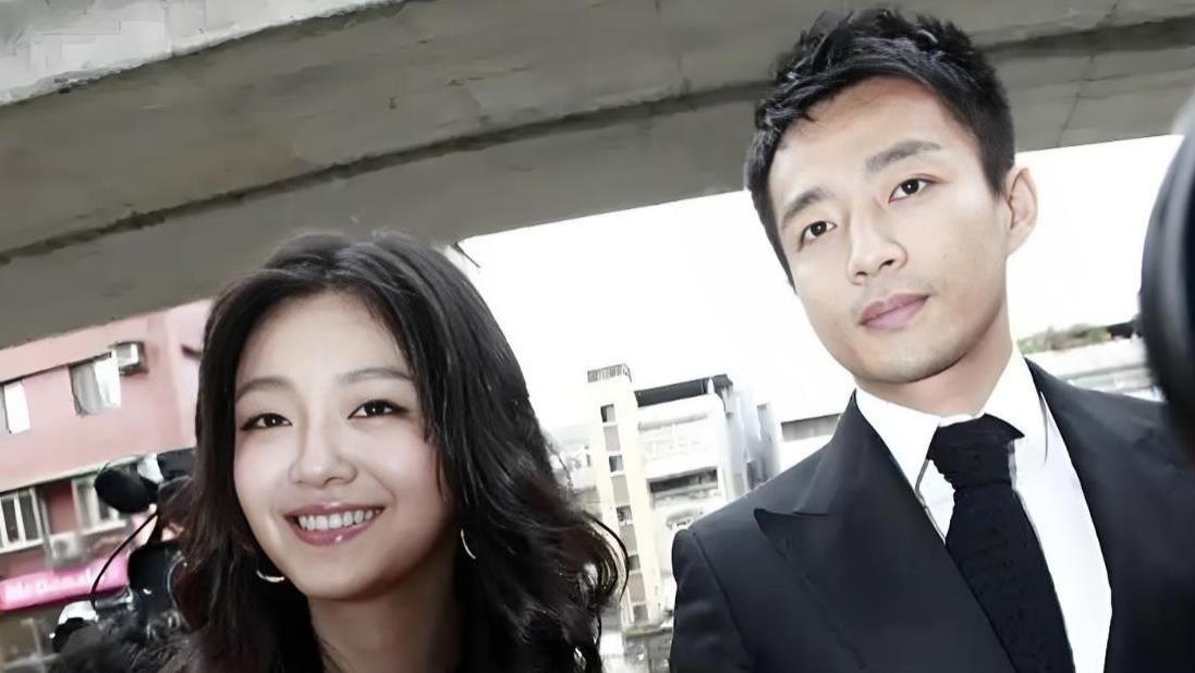 汪希玥姐弟缺席大S葬礼，被继母带去做手工，S妈生气的原因找到了