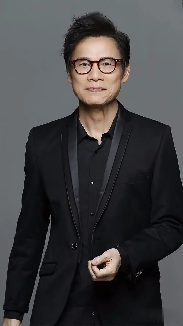 罗大佑为什么没达到周杰伦的高度呢？