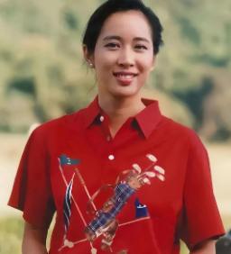 年轻时的朱玲玲，到底有多美？