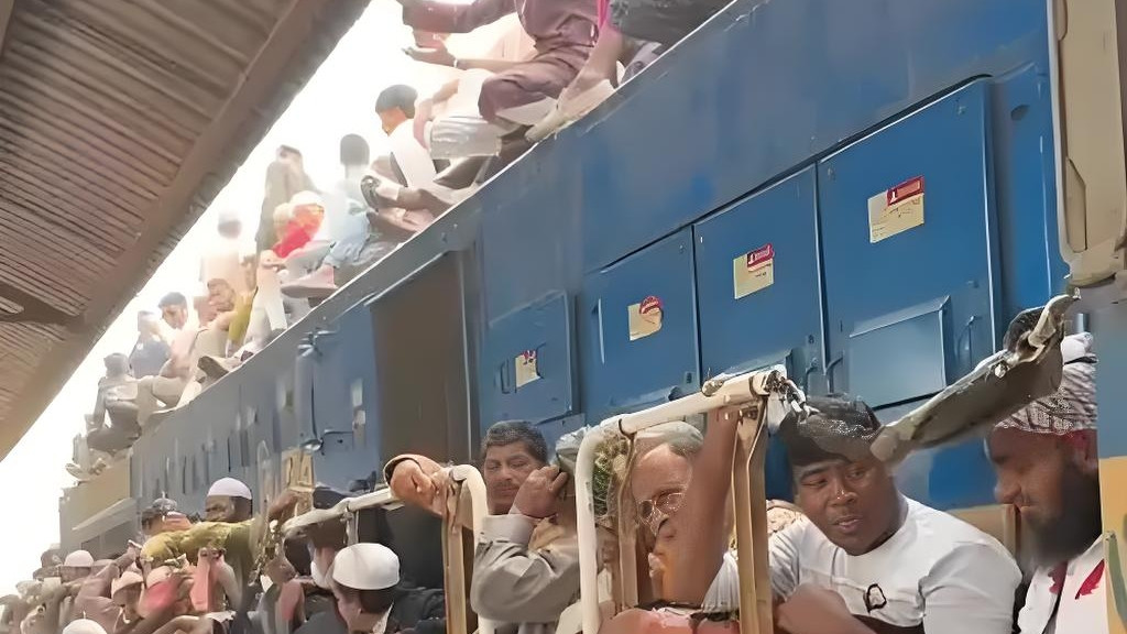 三哥明白了，西方不想中俄印崛起，要各个击破，考虑重新站队