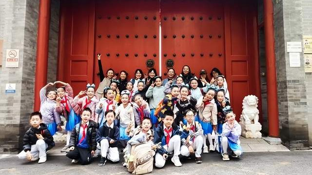 喜报｜央美实验学校获朝阳区集体舞金奖并参加北京市少先队集体舞比赛