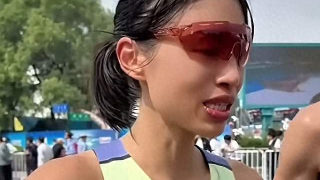 泪洒跑道之后：“最快女护士”的梦想与现实的赛跑