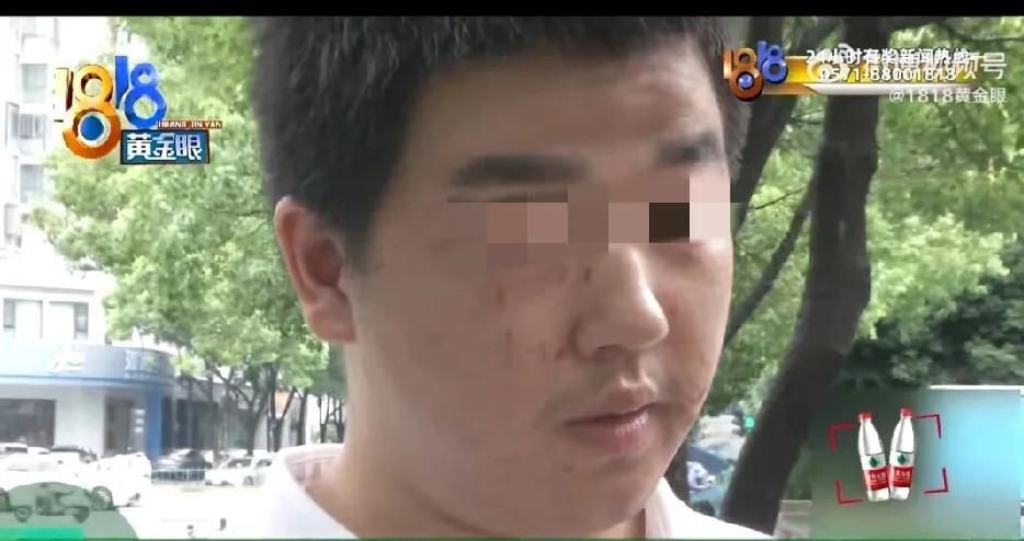 杭州的丁某在网上认识了一位台球女助教，两人相约到台球厅见面，一起打了几个小时的台