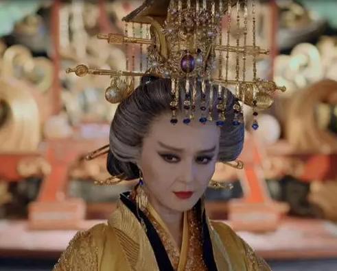 唐朝那时候，皇帝权力大得很，大臣们办事都得小心谨慎，生怕惹恼了皇上。