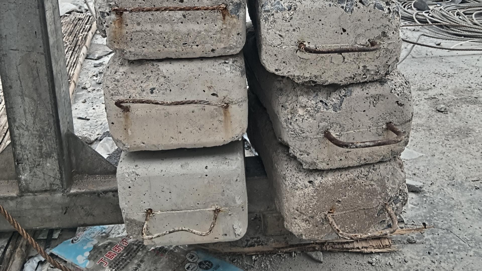 这个吊篮的配重烂了，能自己做吗？