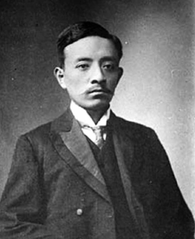 1913年，宋教仁在上海火车站被刺杀，生命垂危，在医院他对于右任说：我很痛，估计