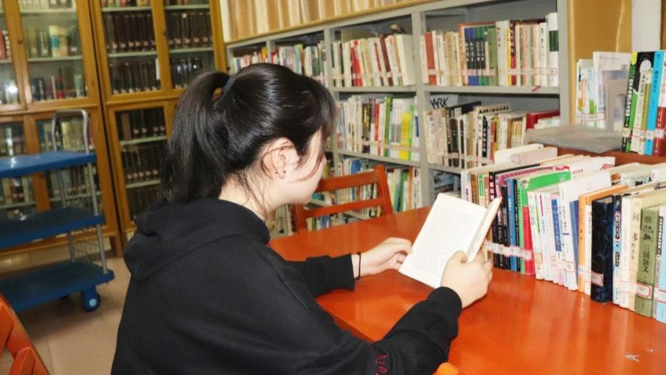 将史上词人分为四档，S档有5位，A档有几位？你根本猜不到
