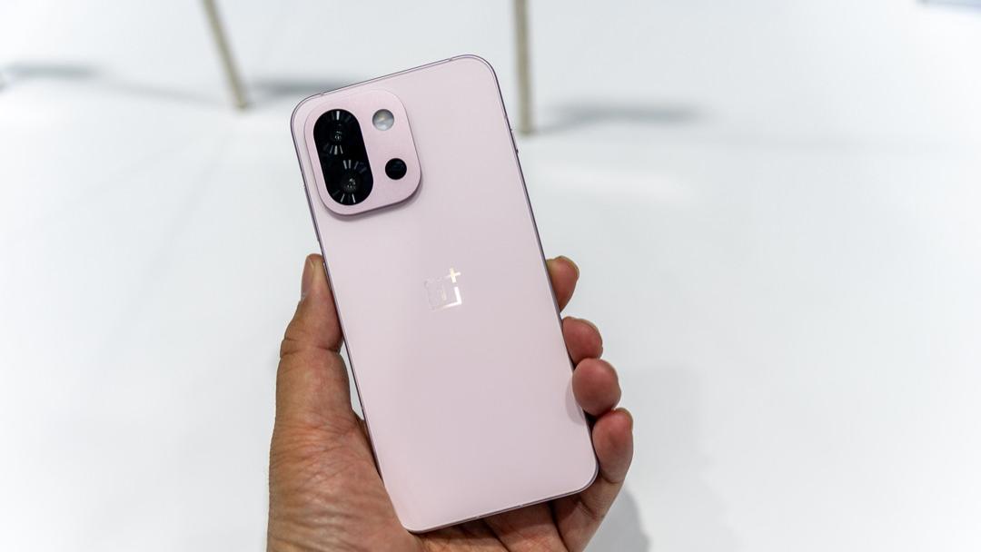 3000元以内骁龙8E 红米K80 Pro、一加13T、真我GT7 Pro竞速版怎么选？