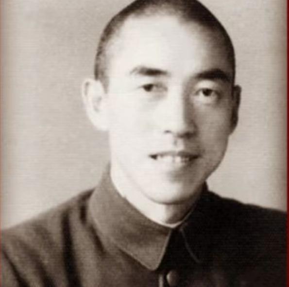 1949年，国民党少将投诚，对军管会代表低语：我1924年就入党了
【1949年