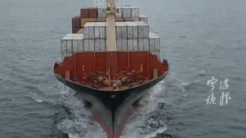 北极航道迎来中国快船！中欧海运时间短一半，美媒惊呼格局生变 18天直达欧洲！中国开通北极新航线