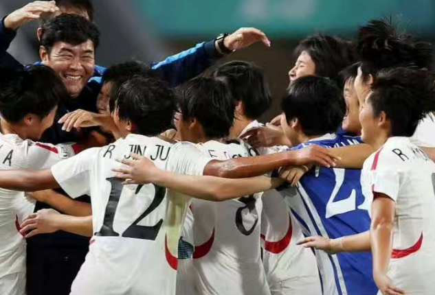 北京时间11月9日，U17女足世界杯结束了所有比赛，冠军又是被朝鲜女足获得！
