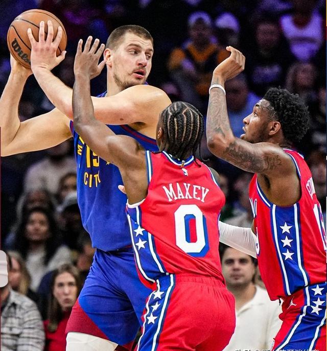 马克西狂轰42分，约基奇准三双，掘金双杀76人