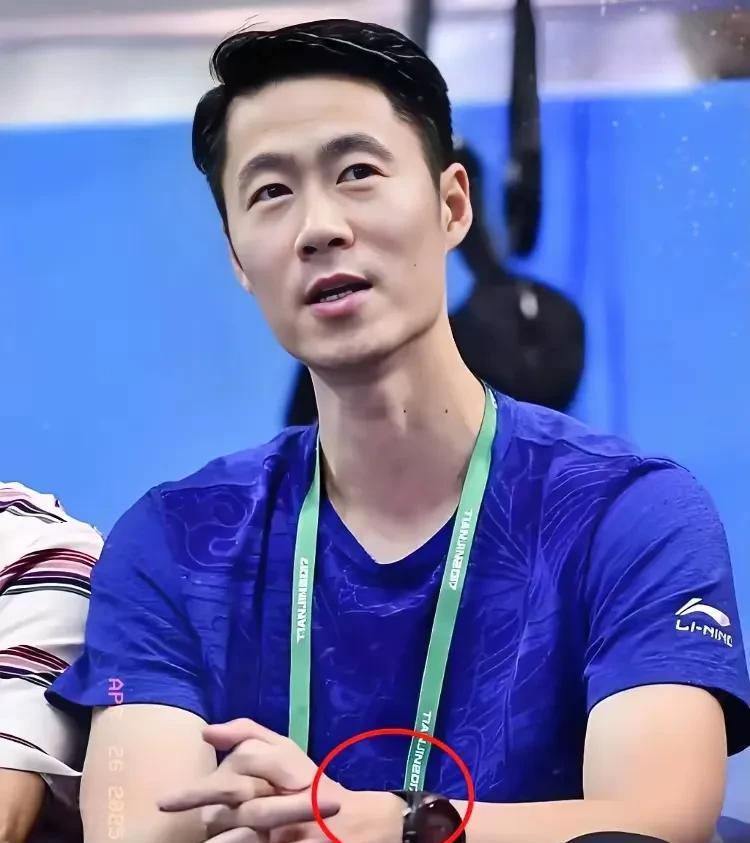万万没想到！！
王励勤一上任就不含糊，
直接让林高远退出本赛季欧洲赛四分之一决赛