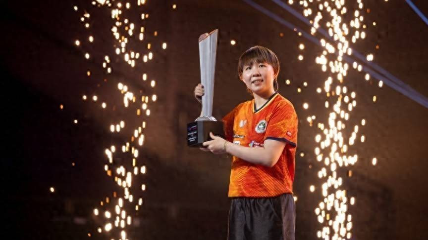 朱雨玲夺冠仅7天，曝欠债上千万，被当众喊话还钱，局面翻转