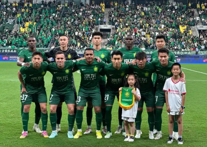 中超第四赢了！北京国安4-2大连英博，外援戴帽，终结三连败