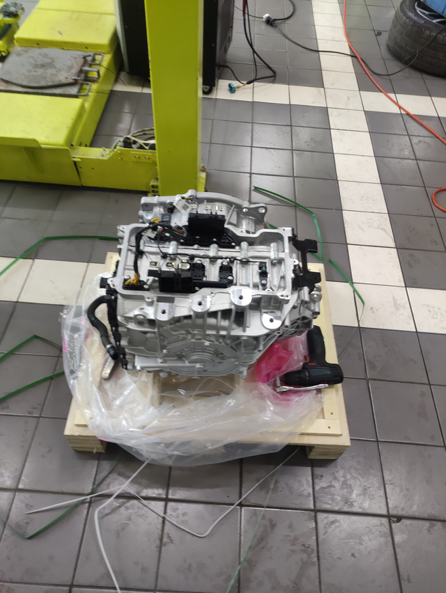 关于EM系列趴窝
从22年到今年已和领克主机厂沟通多次，依旧没有处理方案，基本上