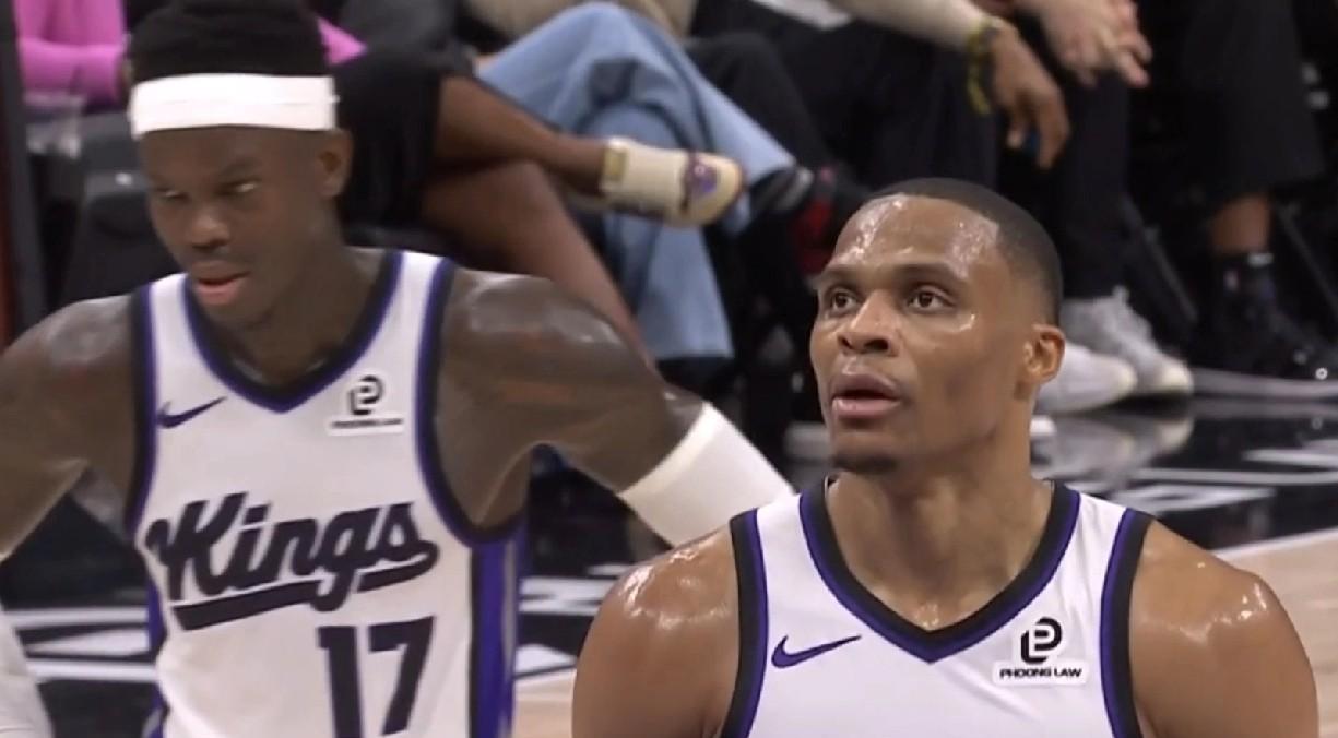 字母哥37+11，威少21分6板3助4断3盖帽填满数据栏，雄鹿客场大胜国王17分