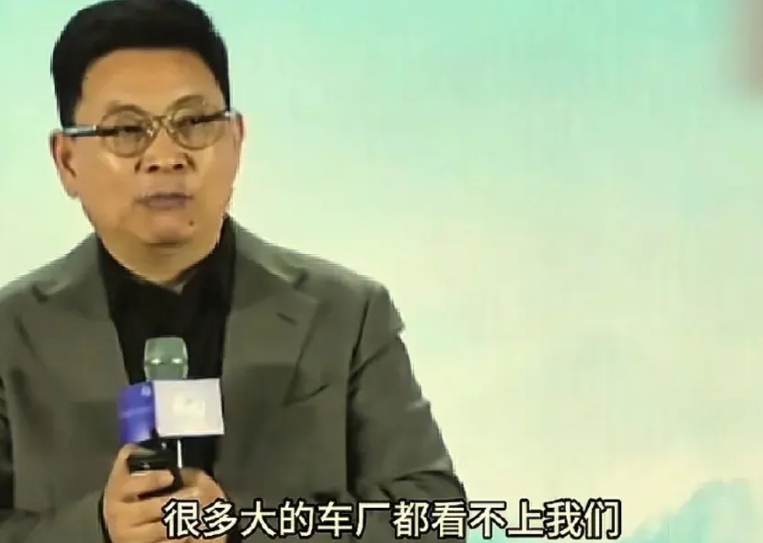 华为刚开始造车的时候到底有多窘迫，跟广汽合作，然后被踹到一边去了。
 
2023