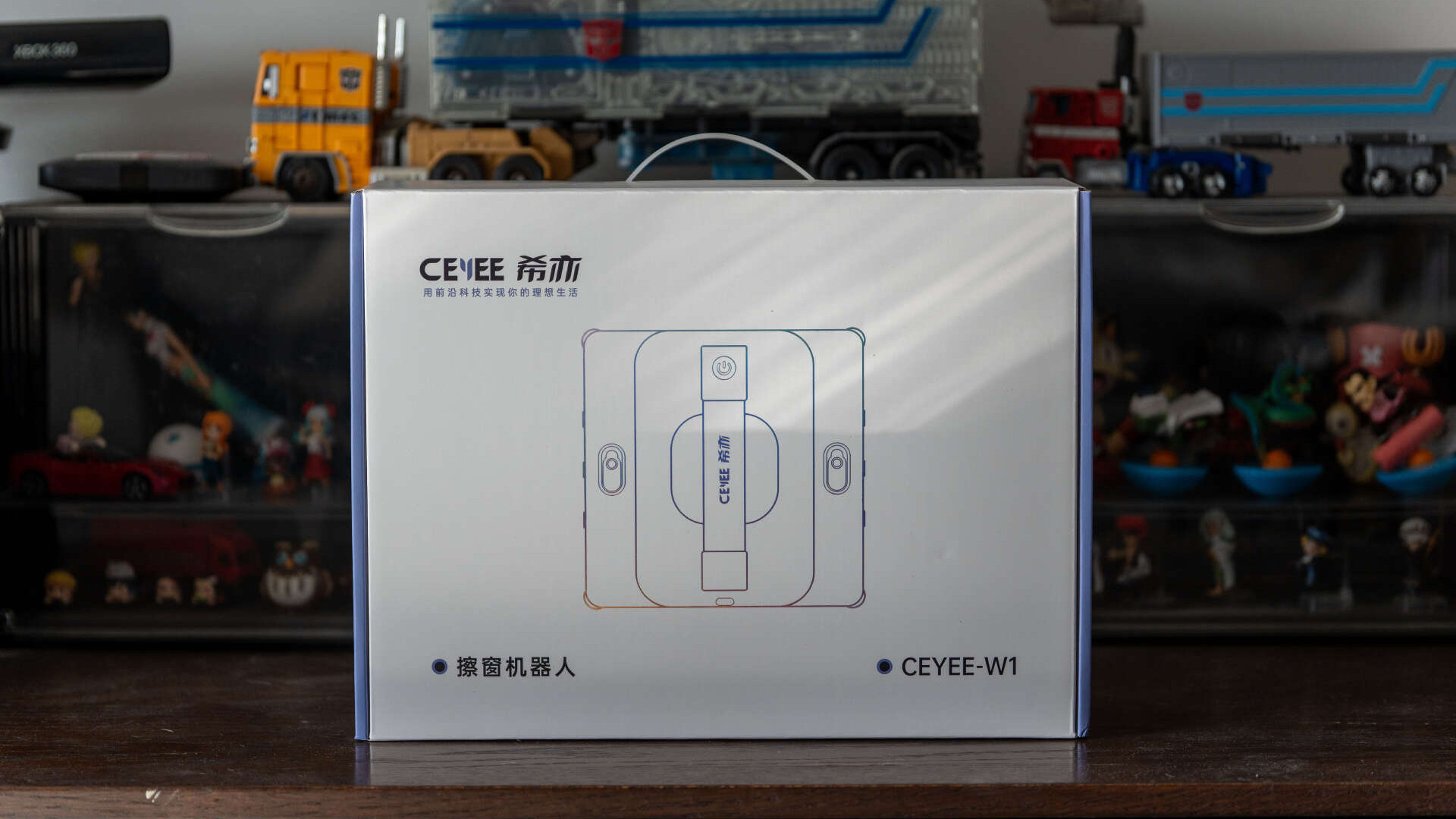 30层多年未擦的玻璃有救了，希亦擦窗机器人给力！