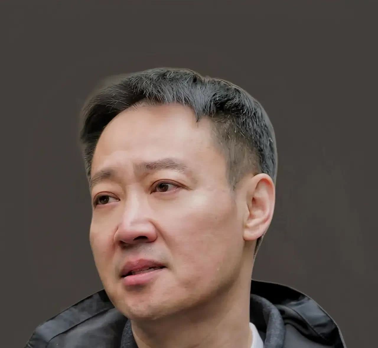 说起媛媛背后那些事儿，听着听着眼泪就止不住往下掉。
 
翻翻她走之前这半年的