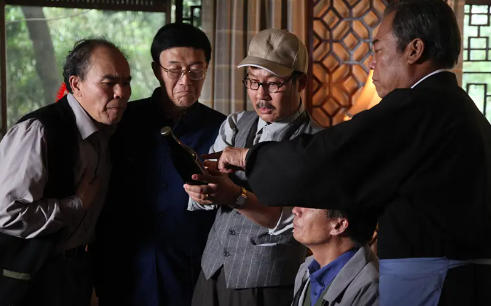  刷了《原乡》 瑕不掩瑜，有些细节处理的不算特别好，或许三十一集的剧情过分紧凑了