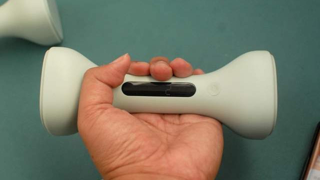 米家智能哑铃「雾青色」来袭，运动也能玩出清新范儿！