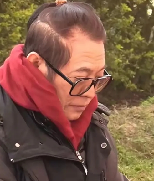 李连杰懵了，入驻直播结果粉丝寥寥，预期中的千万粉丝呢？平台很给力，网友不买账！年