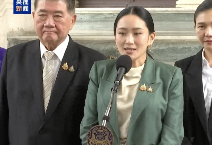 泰国代总理普坦也是一位华侨华人，对中国有着深厚感情。如果佩通坦无法继续履职，由普