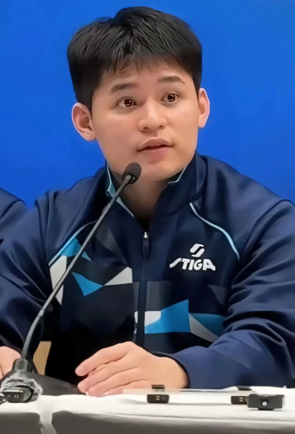 林诗栋乒超赛后发文：

第一、樊振东依然是最强的单打选手！零封出局是新的起点，下