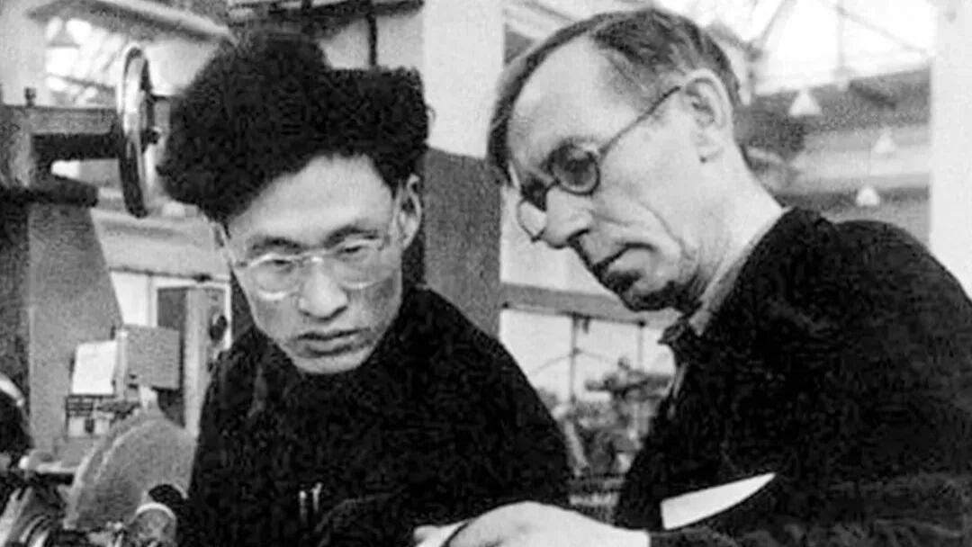 美苏冷战撒钱四十年，为何只“制造”出几个工业国？答案很扎心