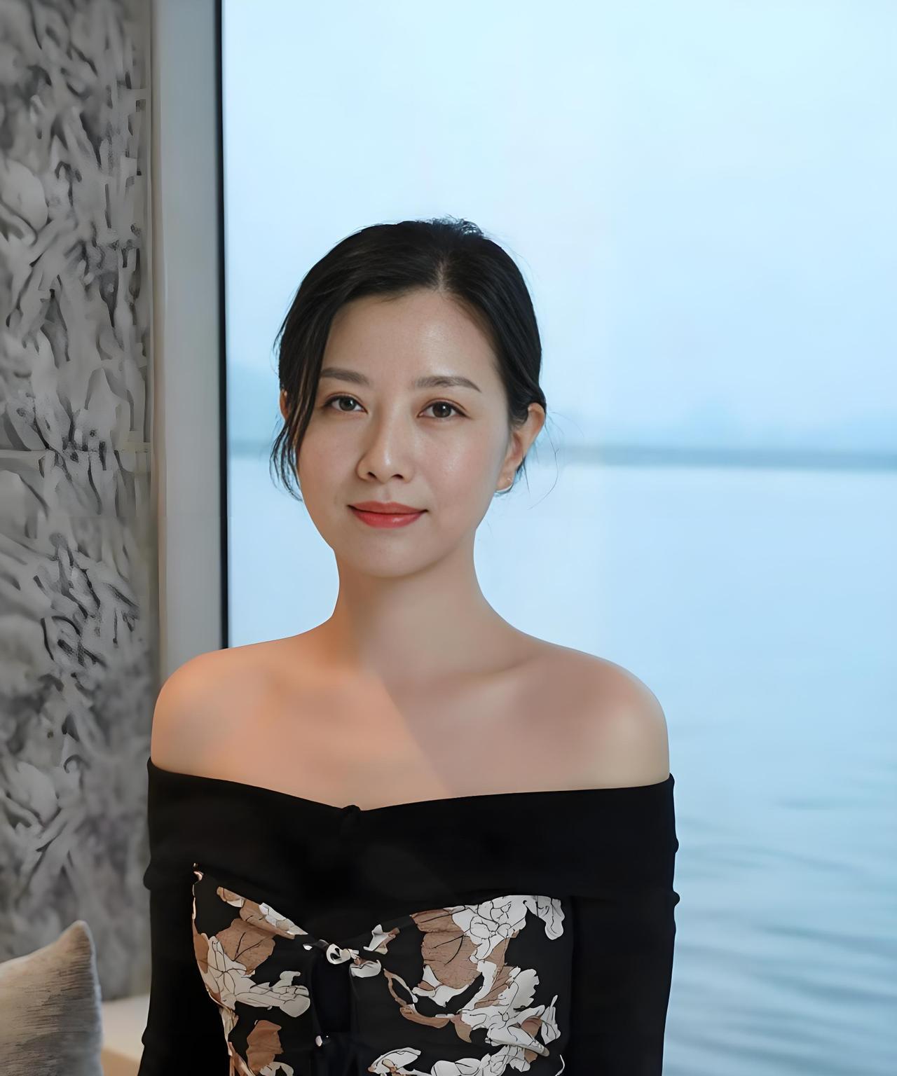 #记录我的2025#
独身多年，即将迈入50岁门槛了，今后还会有爱情吗？