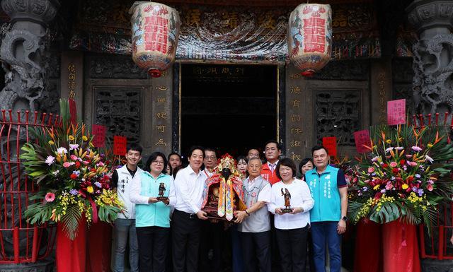 执政无能只会吹牛！赖清德大赞民进党政绩好
赖清德今天出席嘉义城隍庙城隍夜巡诸罗城