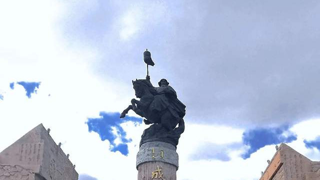 草原，沙漠，内蒙古鄂尔多斯美景旅游攻略！