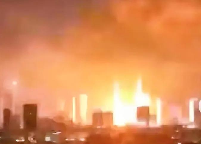 伊朗向以色列发射新一轮导弹，以军正展开拦截，以色列全国多地响起防空警报。以色列首