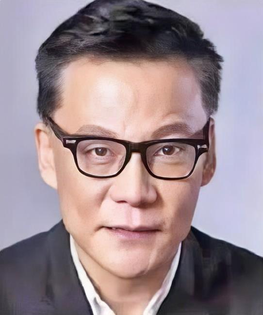 谁要嫁给李国庆我真的会惊掉下巴！据说财产被俞渝母子“掏空”，自己还承认有梅毒，说