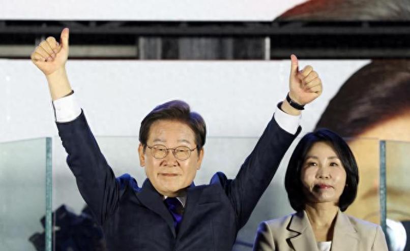 万万没想到，收到中方贺电不到两小时，李在明开始当着全世界向中方兑现承诺，对知华派