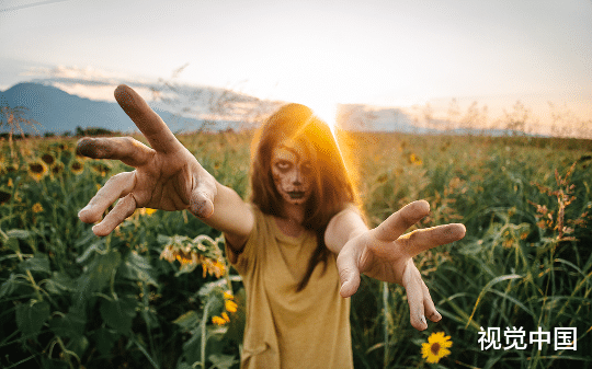 生化末世，老公执意给白月光送HX血清