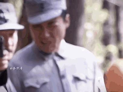 都吃不上土豆了，还拿鸡蛋当靶子？编剧出来解释一下[捂脸]
