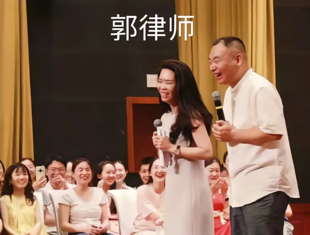 网红律师郭延娇线下颜值被群嘲，本人硬气回怼：我有这个自信！