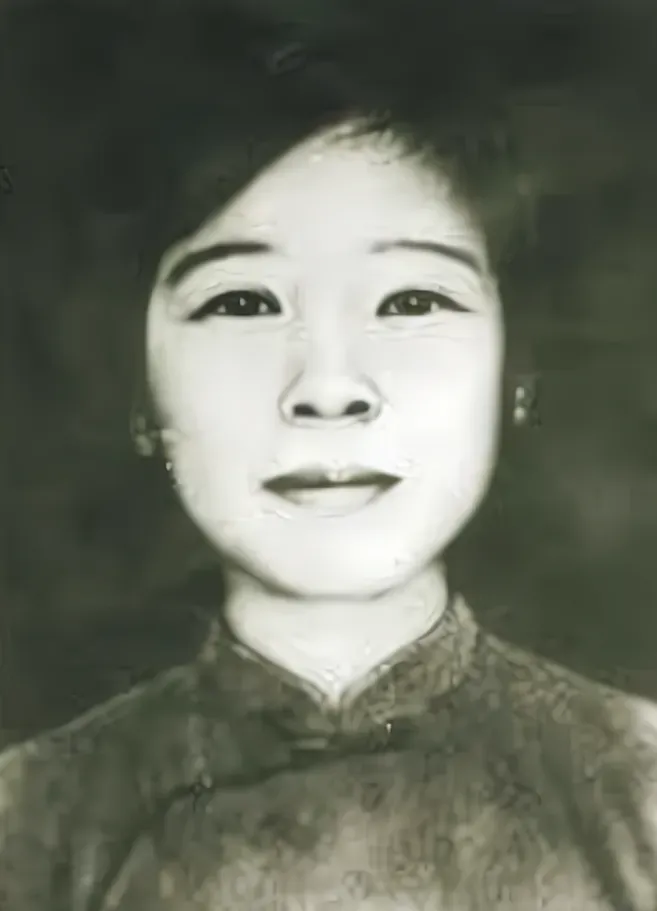 1931年，地下党梁慧贞被叛徒出卖，将她抓进了监狱，就当敌人准备对她进行枪决时，