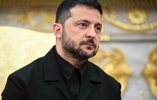 乌克兰估计不会放弃顿巴斯地区。首先，本次在华盛顿举行的多边会谈，并没有涉及到领土