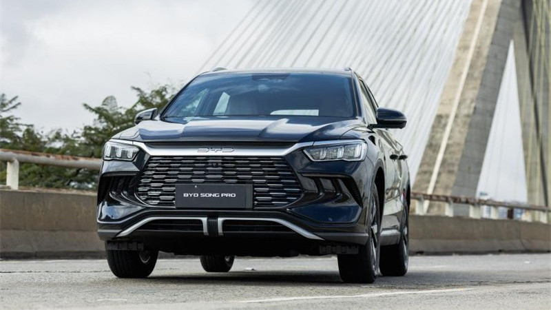 比亚迪第1400万辆新能源汽车在巴西下线，巴西总统卢拉成为比亚迪宋Pro车主