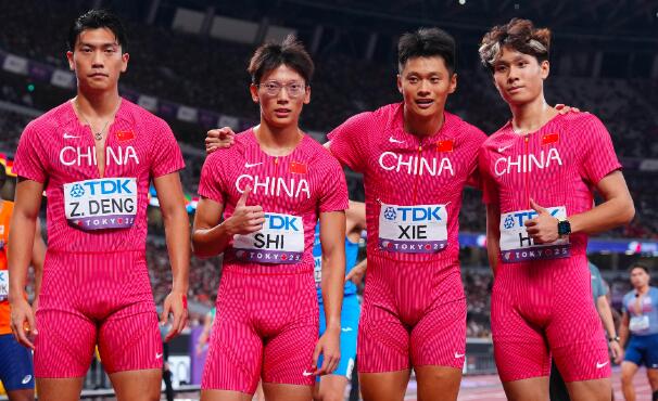 在2025年东京田径世锦赛上，中国男子4x400米接力队如何刷新全国纪录，成为众