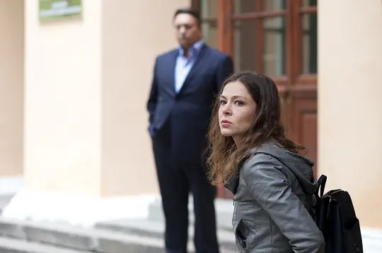    俄剧《背叛》，值得二刷，而且还真的二刷了。好的作品有这样的特点，回过头看同