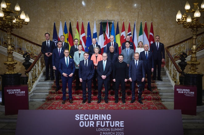 一个全球百年支配者，为什么英国这么坚定的支持乌克兰？

伦敦乌克兰峰会已经开始！