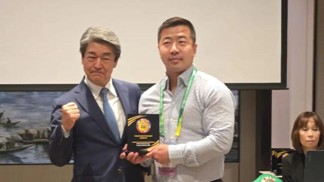 张志磊之后，又一位中国拳击人今天闪耀世界拳击舞台！