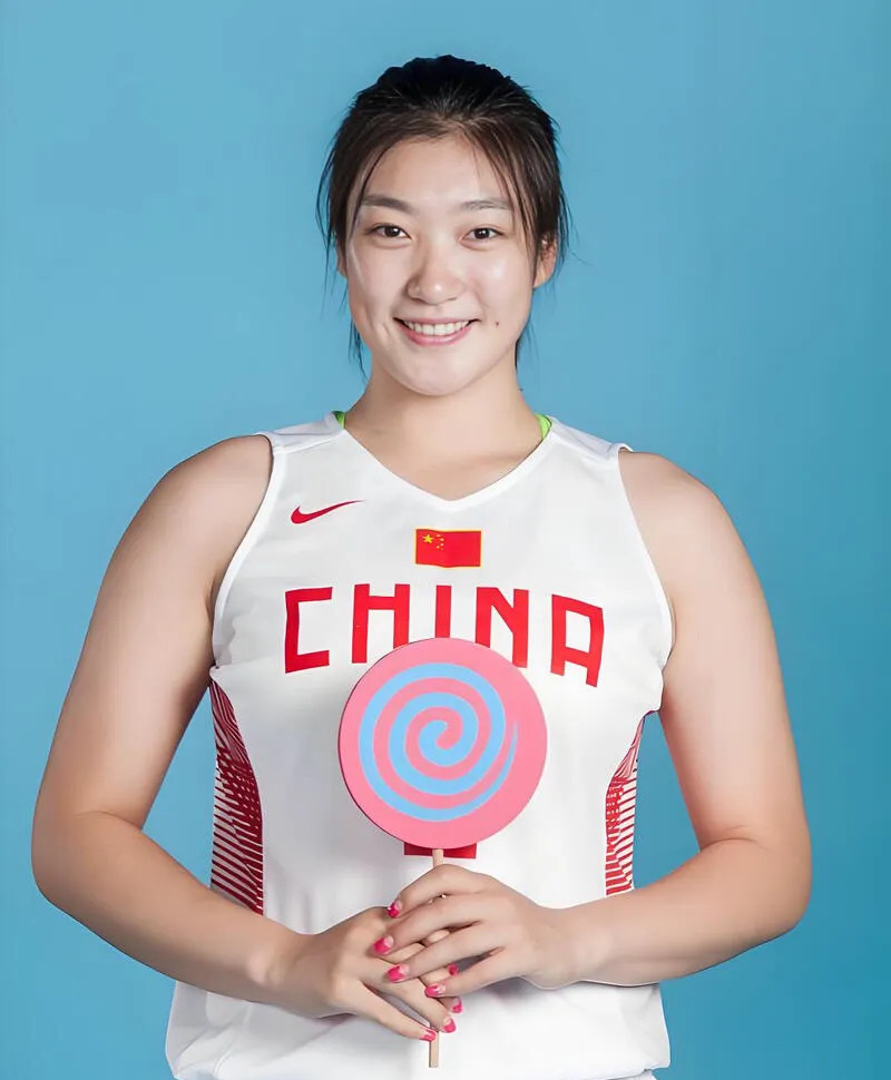 你知道中国女篮姑娘们的商业价值有多惊人吗？五位女神级球员正用实力改写体坛财富格局
